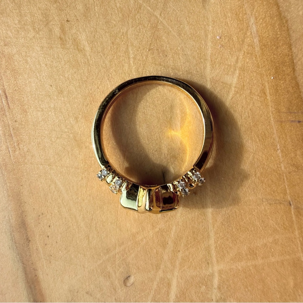 Ooimay Chic Gold Ring with Crystal Details 8 - Picture 2 of 3